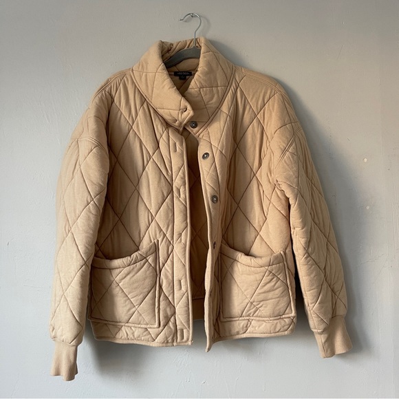 wild fable Jackets & Blazers - Wild Fable Quilted Tan Jacket. Size M